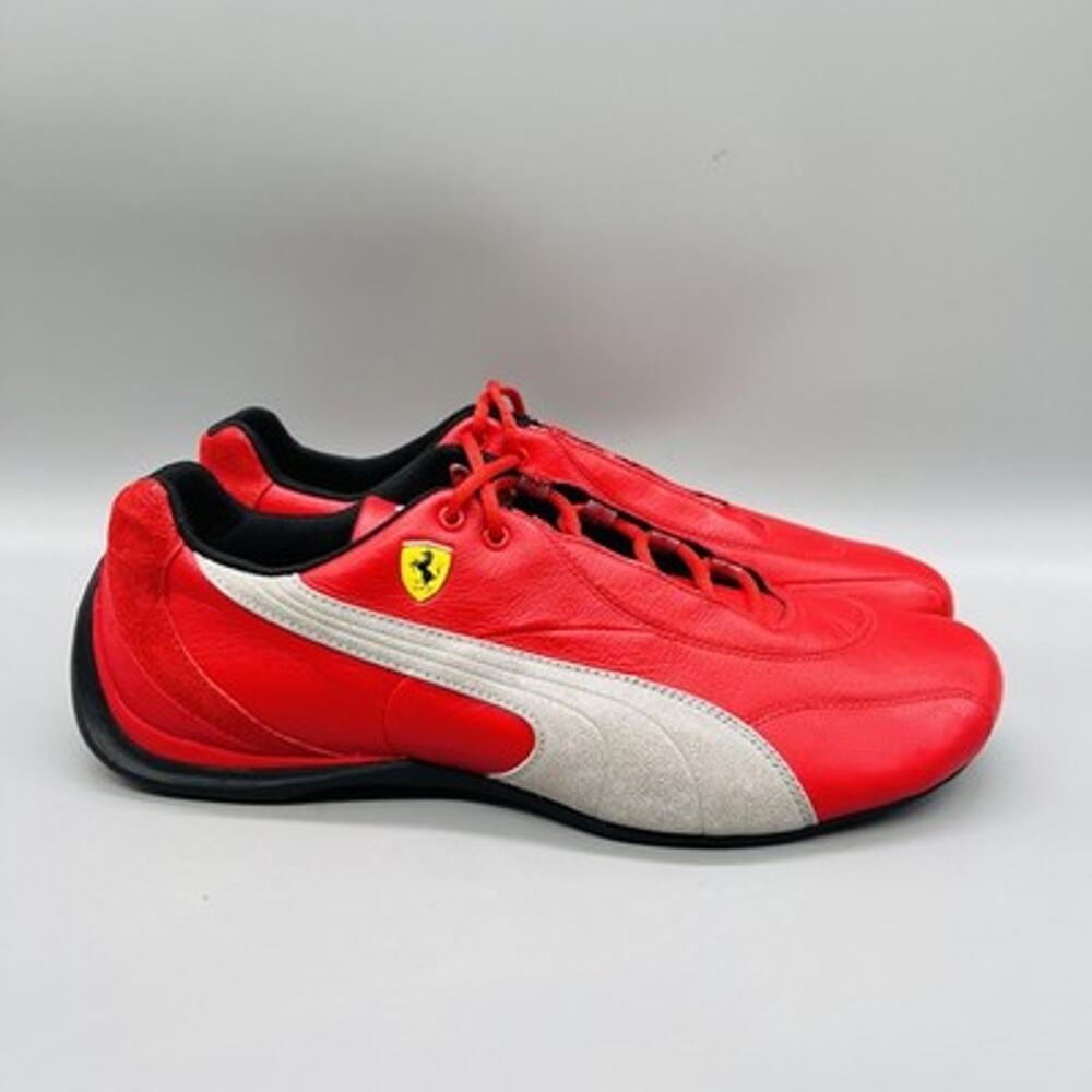 PUMA Shoes Mens 10.5 Red Leather Ferrari Low Top Racing Driving Sneakers Comfort
